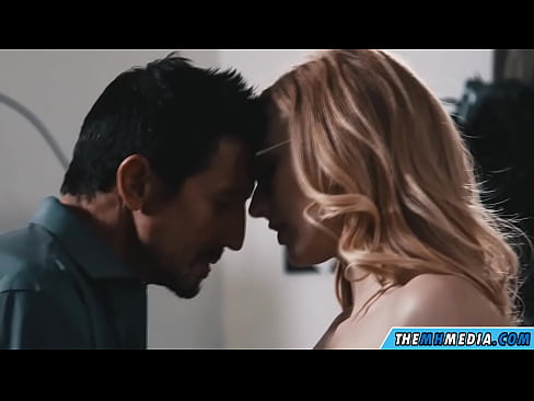 ❤️ Ρομαντικό σεξ με μια πρόστυχη ξανθιά. ❤❌ Σεξ ☑